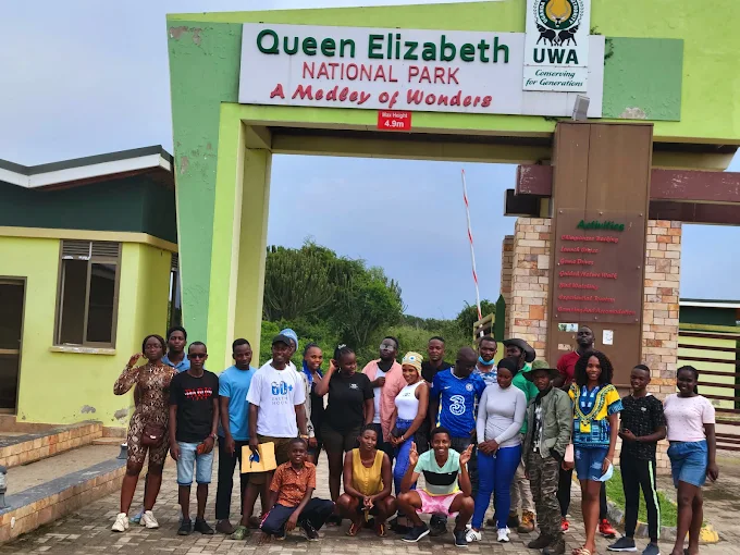 4 Days Tour to Queen Elizabeth National Park